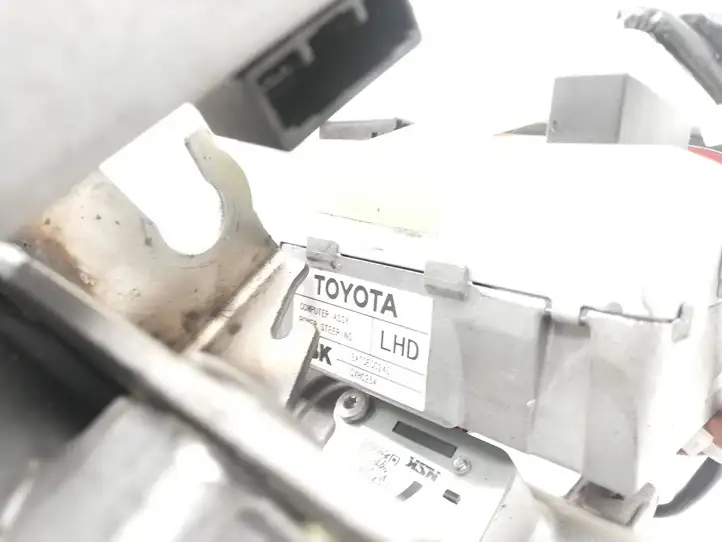 Toyota Verso (2012 - 2015) Вал рулевой колонки — фото 3