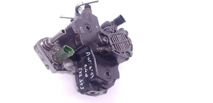 Toyota Auris E180 (2012 - 2018) 221000W020 Механический топливный насос — фото 1