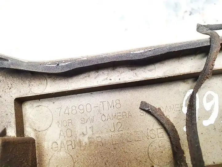 Honda Insight (2009 - 2011) 74890tm8 Подсветка номера — фото 3