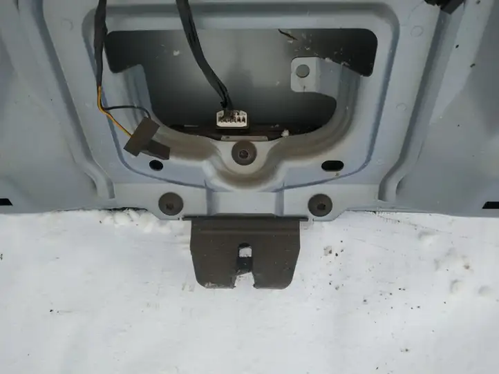 Ford Focus C-MAX (2003 - 2010) Замок крышки багажника — фото 1