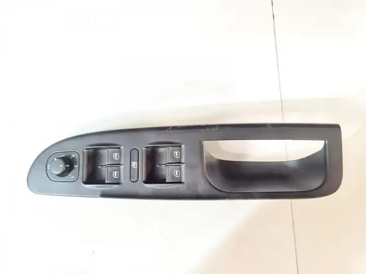 Volkswagen PASSAT B6 (2005 - 2010) 1K4959857A Блок кнопок стеклоподъемников — фото 2