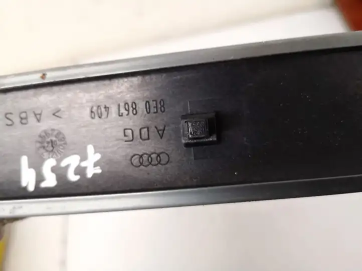 Audi A4 S4 B6 8E 8H (2000 - 2006) 8e0867409 Прочие детали салона — фото 3