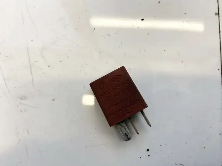 Renault Laguna II (2005 - 2007) 29200041 Другое реле — фото 2