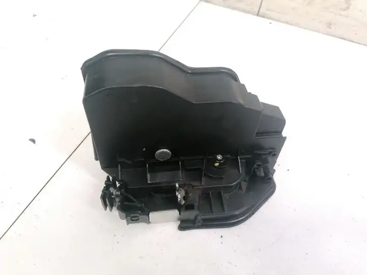 BMW 3 F30 F35 F31 (2012 - 2018) 7202145 Замок передней двери — фото 1