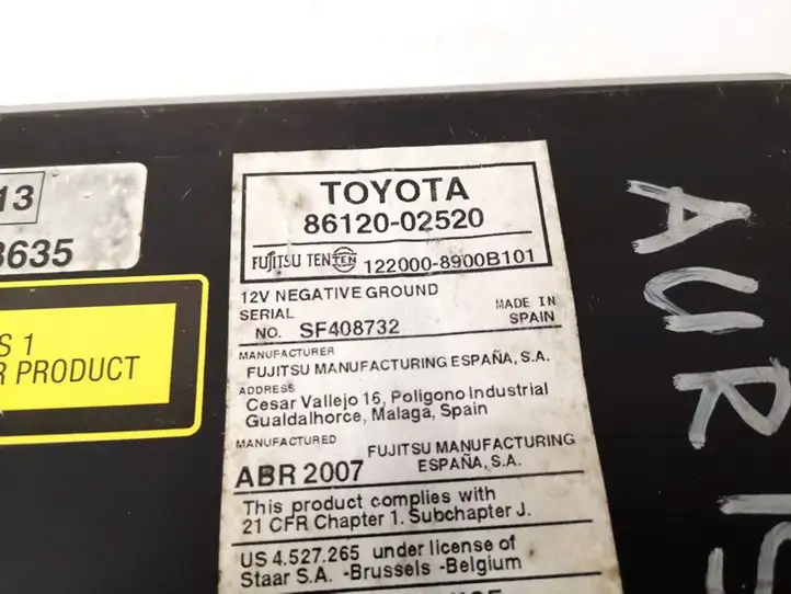 Toyota Auris 150 (2006 - 2012) 8612002520 Магнитола / мультимедийная система — фото 2