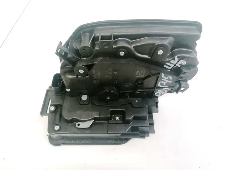 BMW 2 F22 F23 (2013 - 2017) 18283810 Замок задней двери — фото 1