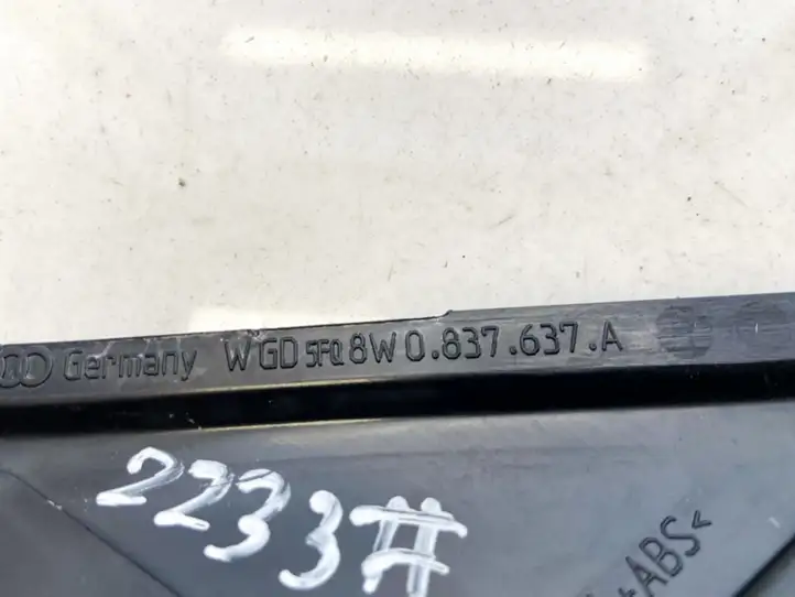 Audi A4 S4 B9 (2015 - 2019) 8w0837637a Прочие детали салона — фото 3