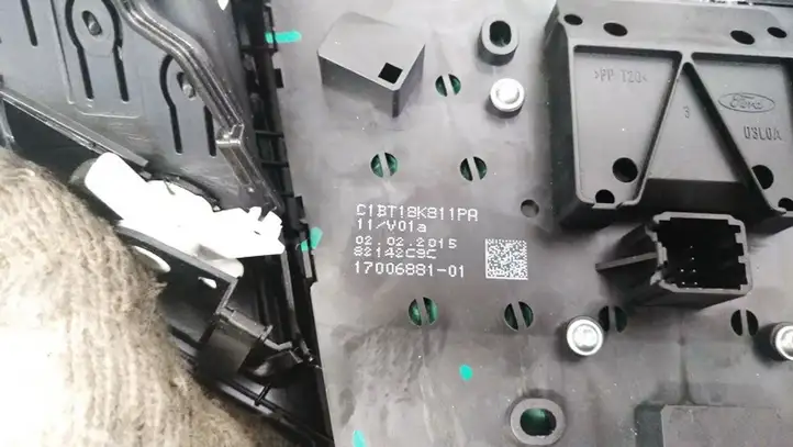 Ford Fiesta (2013 - 2017) 8A6118A802 Магнитола / мультимедийная система — фото 3
