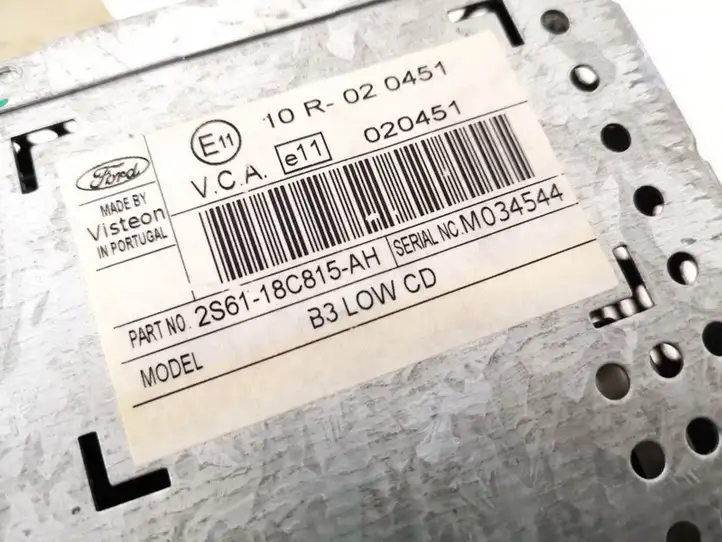 Ford Fusion (2006 - 2012) 2s6118c815ah Магнитола / мультимедийная система — фото 2