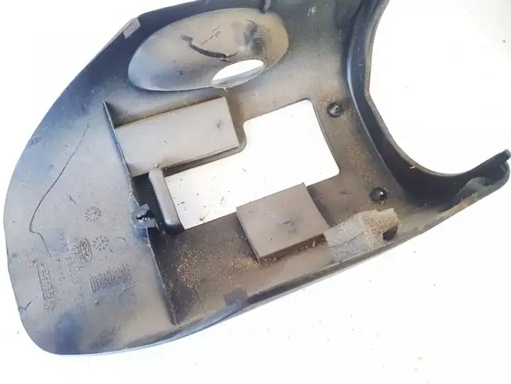 Ford Fiesta (2000 - 2005) 96fb3533bd Обшивка рулевой колонки — фото 2