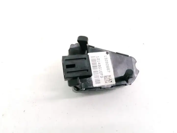Chevrolet Cruze (2009 - 2012) 13292667 Кнопки на рулевом колесе — фото 3