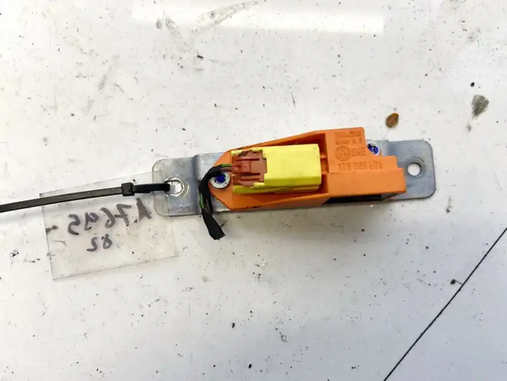 Volkswagen Touran I (2003 - 2010) 1t0909606 Датчик удара SRS — фото 1