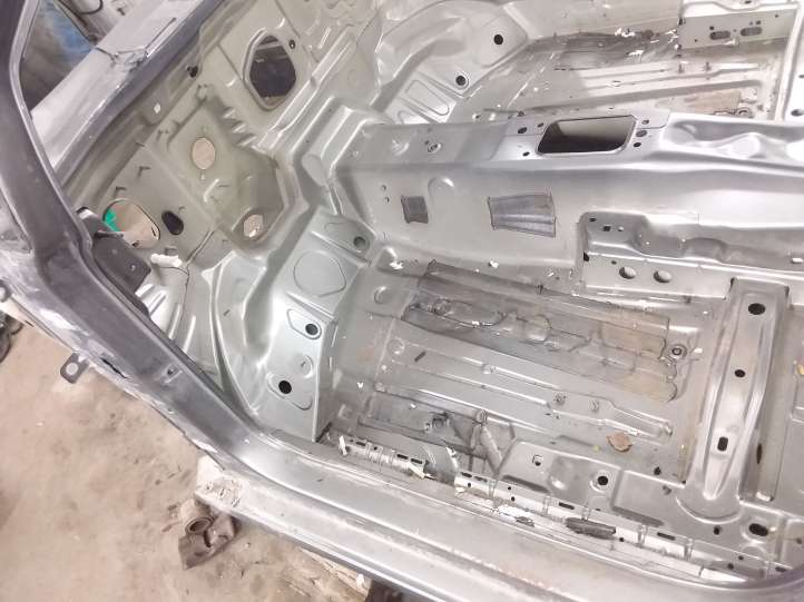 Volkswagen Golf VII (2013 - 2019)   Передняя четверть