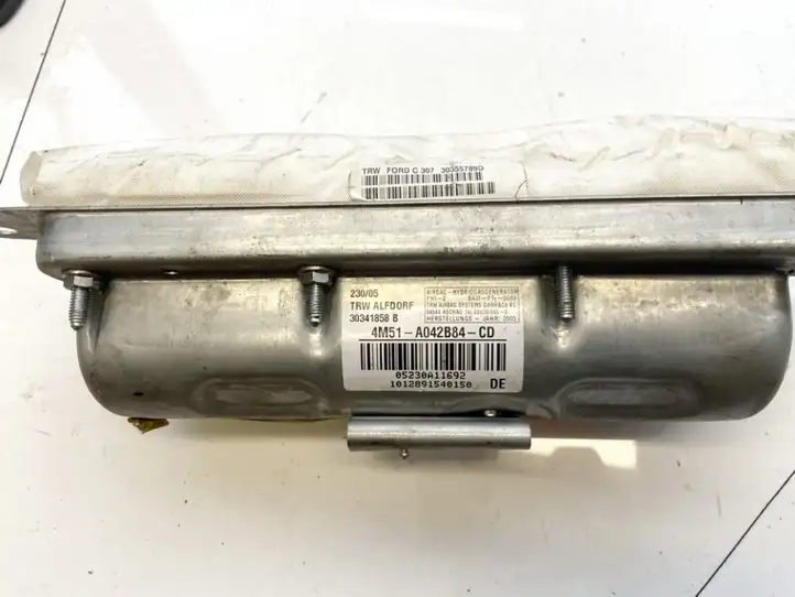 Ford Focus (2008 - 2011) 4m51a042b84cd Подушка безопасности пассажира — фото 3