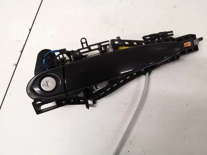 BMW 1 F20 F21 (2011 - 2019) 7268446 Наружная ручка двери — фото 1