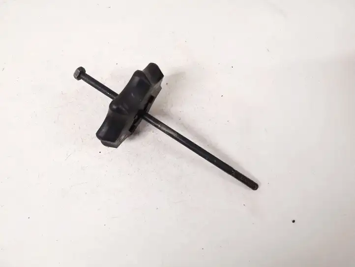 Audi TT Mk1 (2003 - 2006) 8n0803899 Болт крепления запасного колеса — фото 1