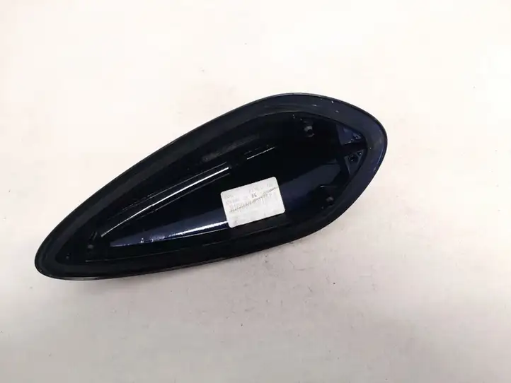 BMW 3 F30 F35 F31 (2012 - 2018) 9253668-03 Прочие внешние детали — фото 2