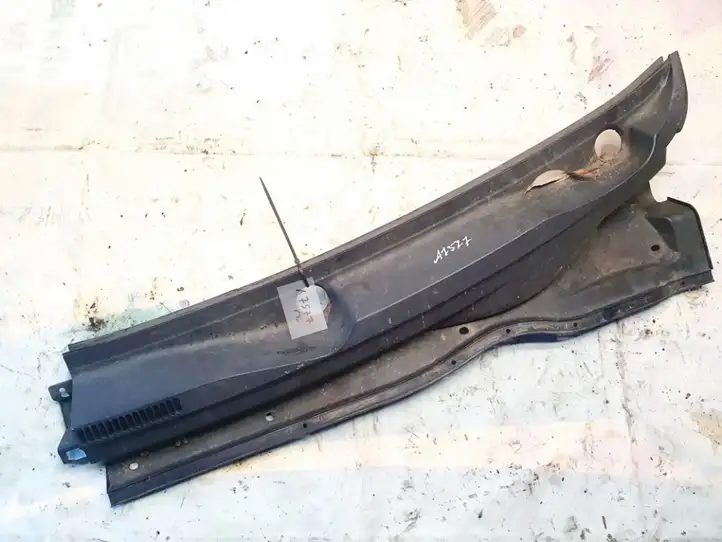 Toyota Corolla Verso AR10 (2004 - 2009) 557820f010 Жабо стеклоочистителей — фото 1