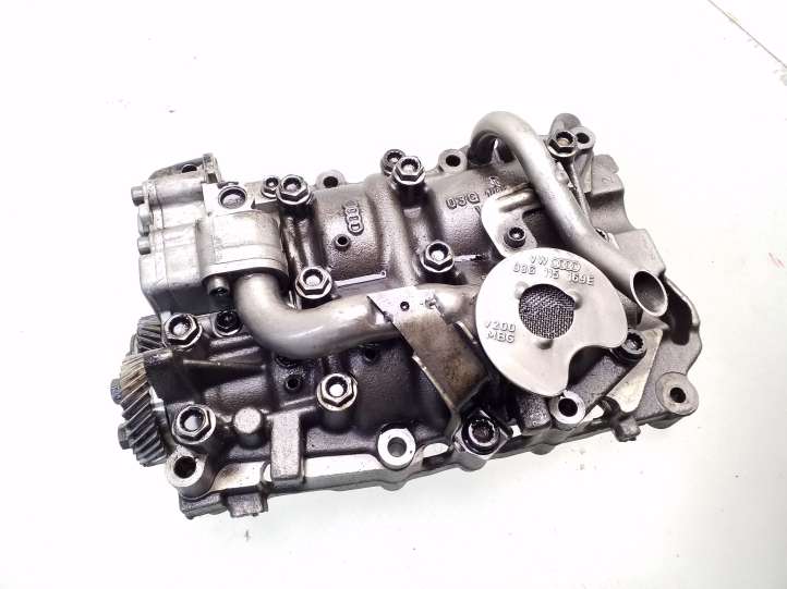 Volkswagen PASSAT B6 (2005 - 2010)  03G103535B Масляный насос