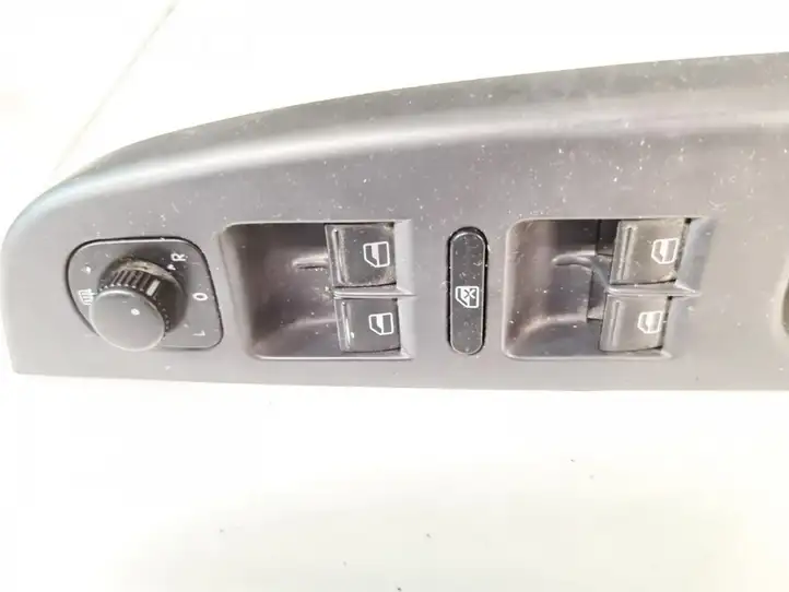 Volkswagen Golf V (2003 - 2009) 1K4959857B Блок кнопок стеклоподъемников — фото 2