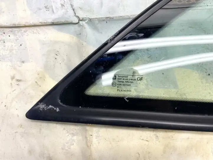 Opel Astra G (1998 - 2004) 43r007022 Заднее боковое стекло — фото 3
