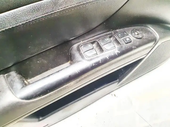 Hyundai Sonata (2003 - 2007) Кнопка стеклоподъемников — фото 1