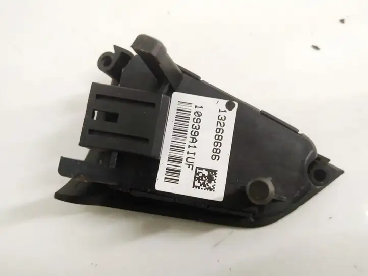 Opel Insignia A (2008 - 2017) 13268686 Кнопки на рулевом колесе — фото 3