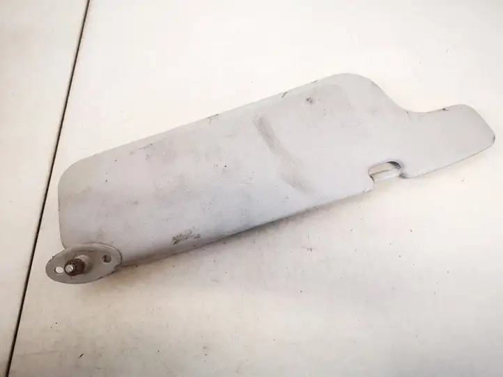 Toyota Yaris (1999 - 2003) Солнцезащитный козырек — фото 2
