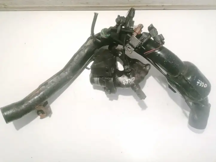 Toyota Avensis Verso (2001 - 2004) 8967221020 Дроссельная заслонка — фото 1