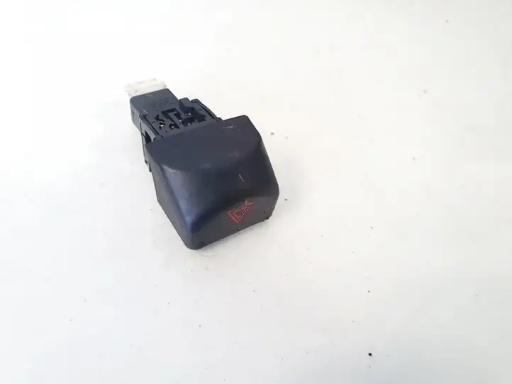 Nissan Note (E11) (2006 - 2014) 06019 Включатель аварийных фонарей — фото 1