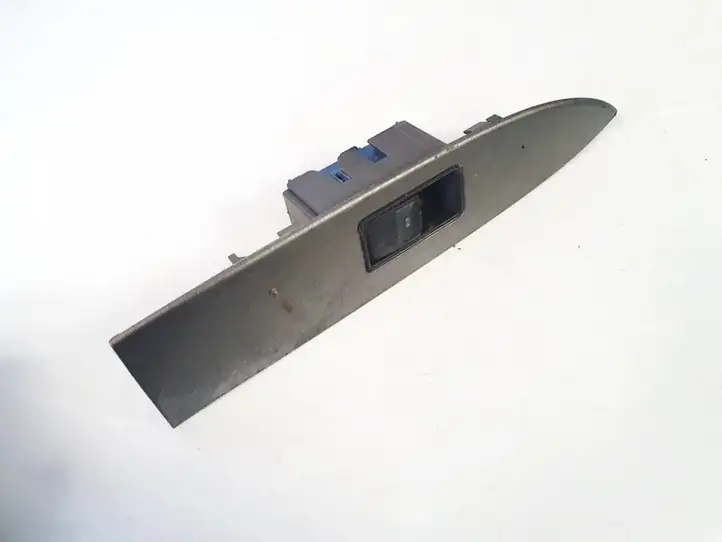 Toyota Avensis T250 (2006 - 2009) 74271-05040 Блок кнопок стеклоподъемников — фото 1
