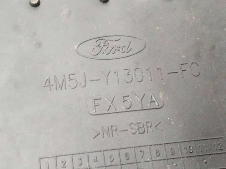 Ford Focus (2011 - 2015)  4M5JY13011FC Ковролин для интерьера
