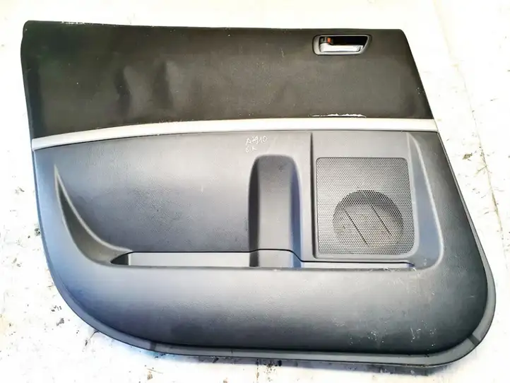 Toyota Corolla Verso AR10 (2004 - 2009) 677880f010 Обшивка задней двери — фото 1