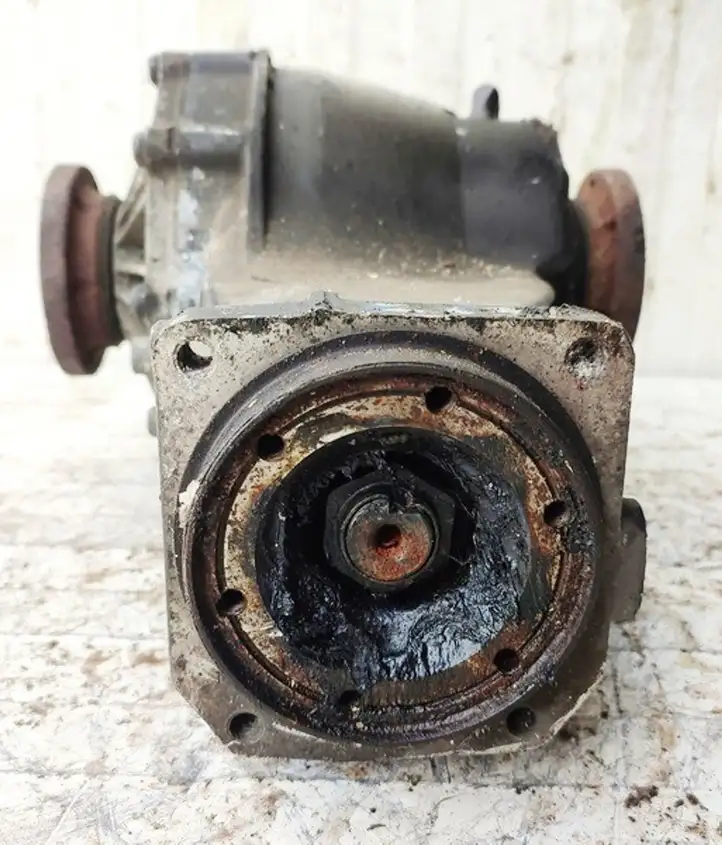Audi A4 S4 B6 8E 8H (2000 - 2006) 01R525053 Задний редуктор — фото 1
