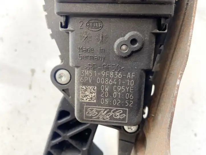 Ford Focus C-MAX (2003 - 2010) 3m519f836af Педаль акселератора — фото 3