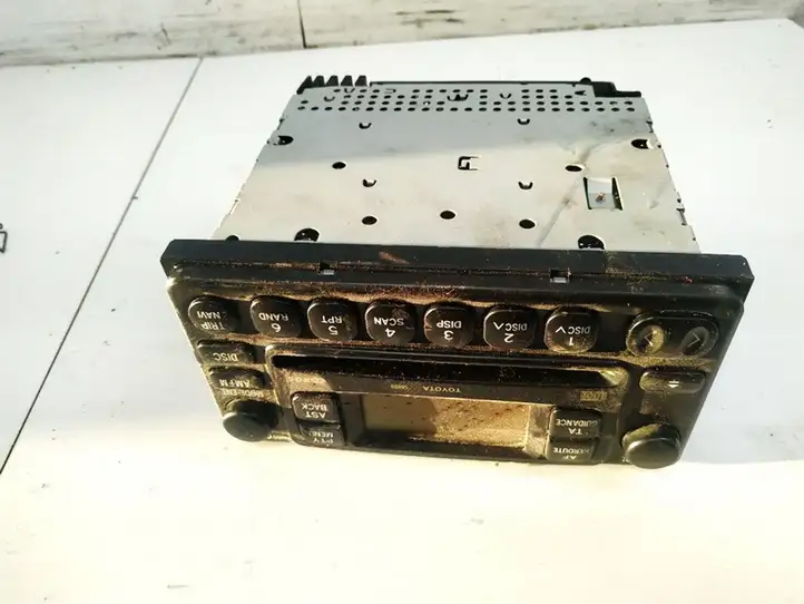 Toyota Avensis Verso (2001 - 2004) 8612044080 Магнитола / мультимедийная система — фото 1
