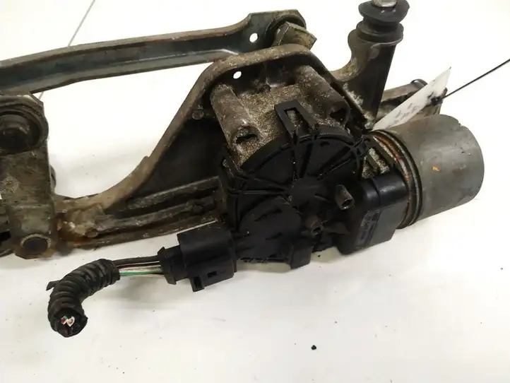 Ford Focus (1998 - 2004) 0390241731 Двигатель стеклоочистителей — фото 1