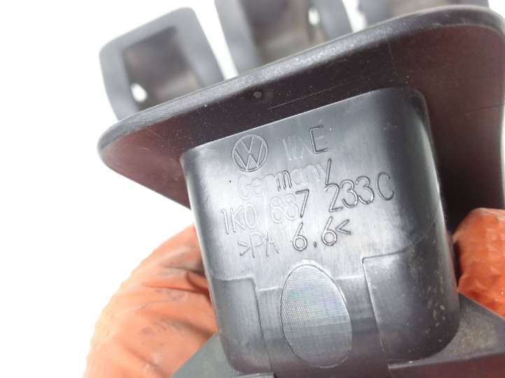 Volkswagen Golf V (2003 - 2009)  1K0857233C Заглушка, крышка ISOFIX