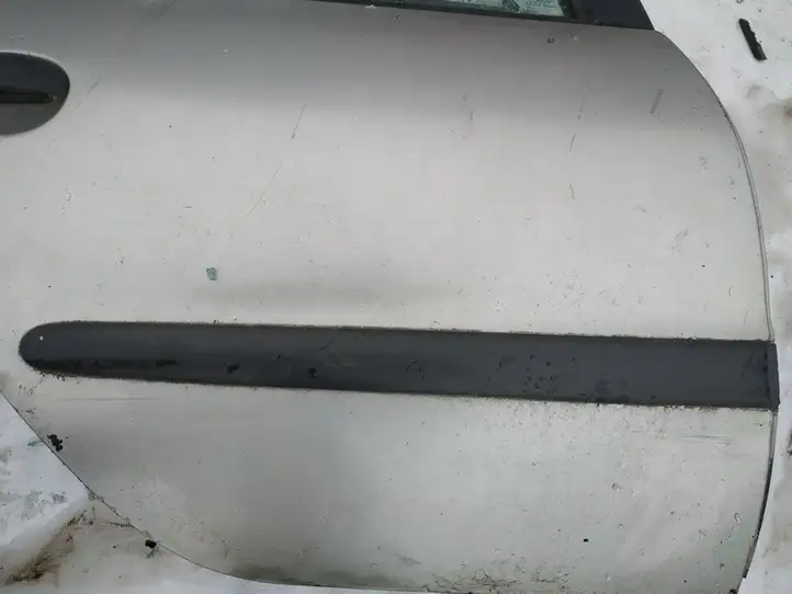 Peugeot 206 (1998 - 2012) Молдинги задней двери — фото 1