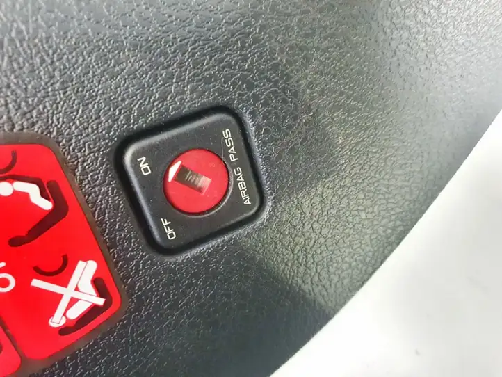 Peugeot 407 (2004 - 2011) 95835t02 Включатель надувной подушки для пассажира — фото 2
