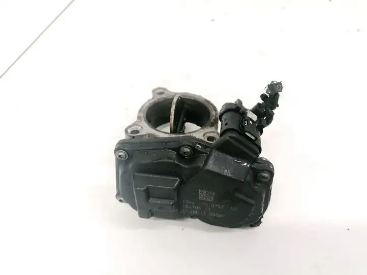 BMW 1 F20 F21 (2011 - 2019) 781075202 Дроссельная заслонка — фото 1