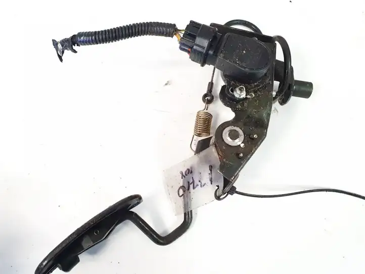 Toyota RAV 4 (XA20) (2000 - 2005) 8928120040 Педаль акселератора — фото 2