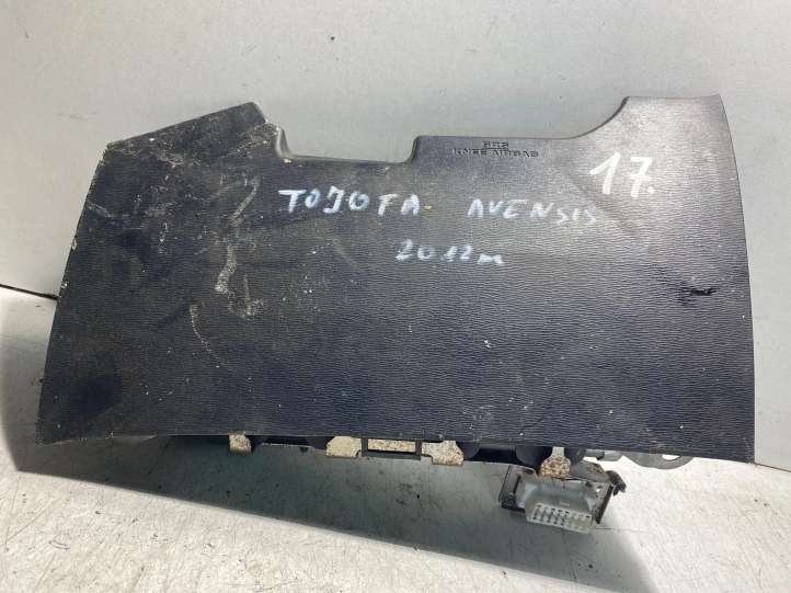 Toyota Avensis T270 (2009 - 2012)   Подушка безопастности колен