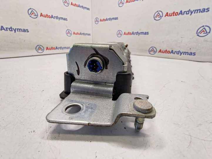 BMW 3 F30 F35 F31 (2012 - 2018)  9228653 Подушка безопастности колен