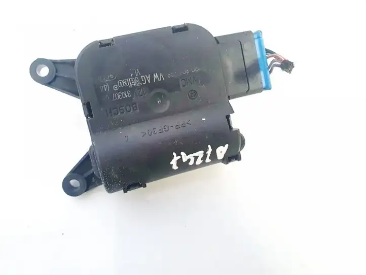 Volkswagen Golf V (2003 - 2009) 0132801398 Двигатель задвижки потока воздуха — фото 1