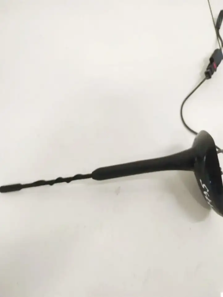 Opel Insignia A (2008 - 2017) GPS антенна — фото 3