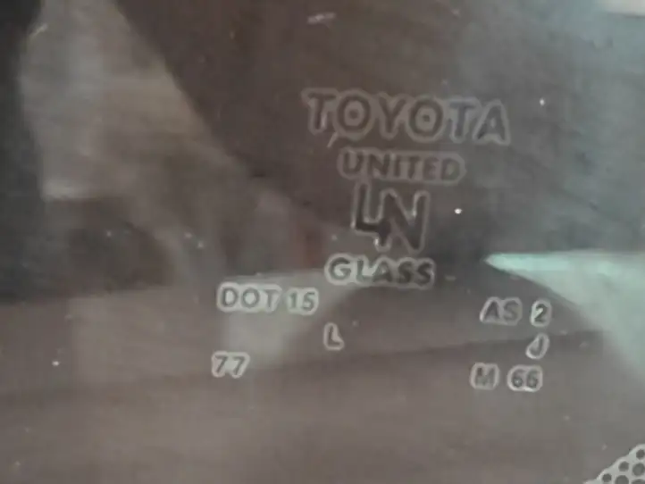 Toyota RAV 4 (XA30) (2006 - 2016) DOT15 Заднее боковое стекло — фото 2