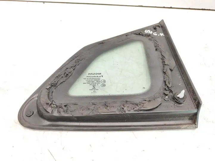 Nissan Qashqai (2013 - 2017) 43R001583 Заднее боковое стекло — фото 4