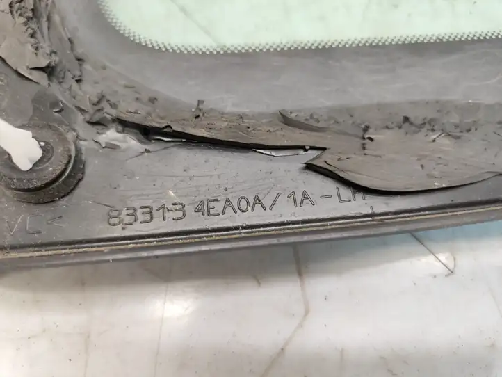 Nissan Qashqai (2013 - 2017) 43R001583 Заднее боковое стекло — фото 7