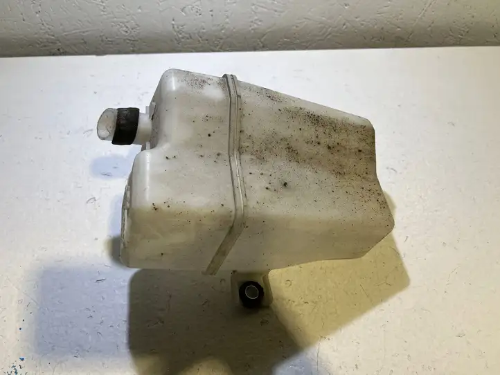 Toyota RAV 4 (XA30) (2006 - 2016)  1789428110 Другая внешняя деталь